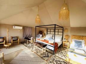 Amskou Camp